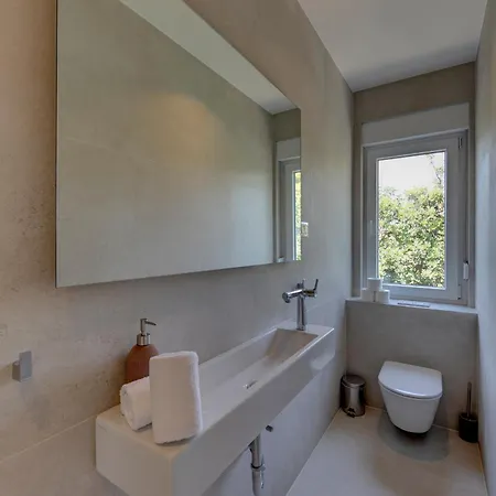 Apartamento Palmezzo Beachfront With Heated Pool *